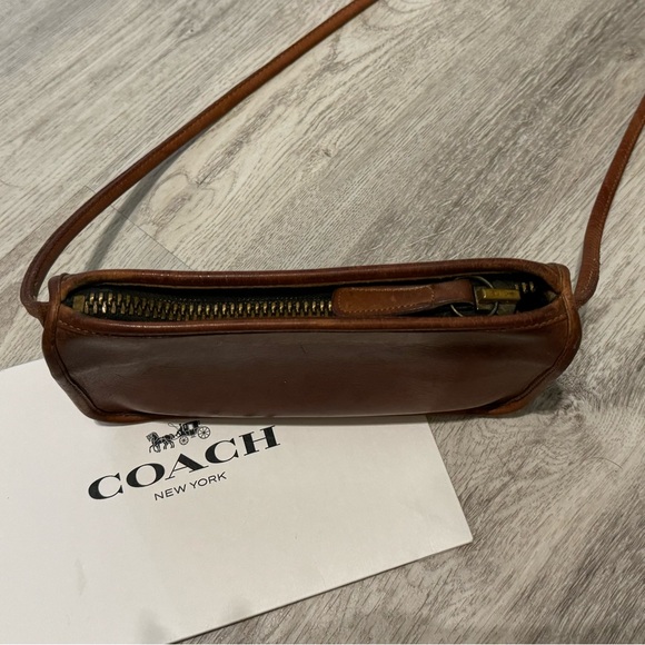 VINTAGE COACH British Tan Leather Zippered Crossbody Bag - EUC RARE - Picture 7 of 16